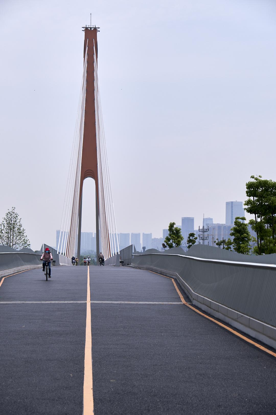 山地自行车骑行技巧入门,骑行自行车推荐入门山地车