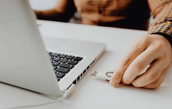 爱国者u盘u350无法格式化怎么办,爱国者u盘格式化后车识别不了