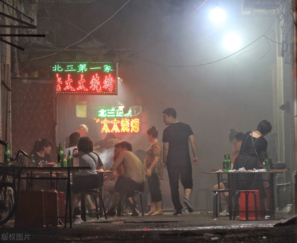 合伙开烧烤店赚钱吗,开一家良心的烧烤店赚不赚钱