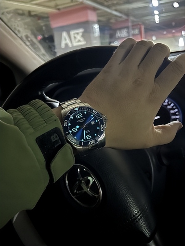 浪琴康卡斯和雷达,19年浪琴康卡斯和21年浪琴康卡斯