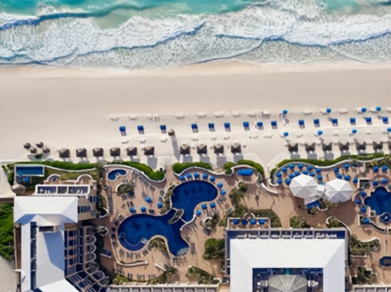 鍑鏂熀閰掑簵闆嗗洟鐞嗗康,鍑鏂熀閰掑簵楂樼