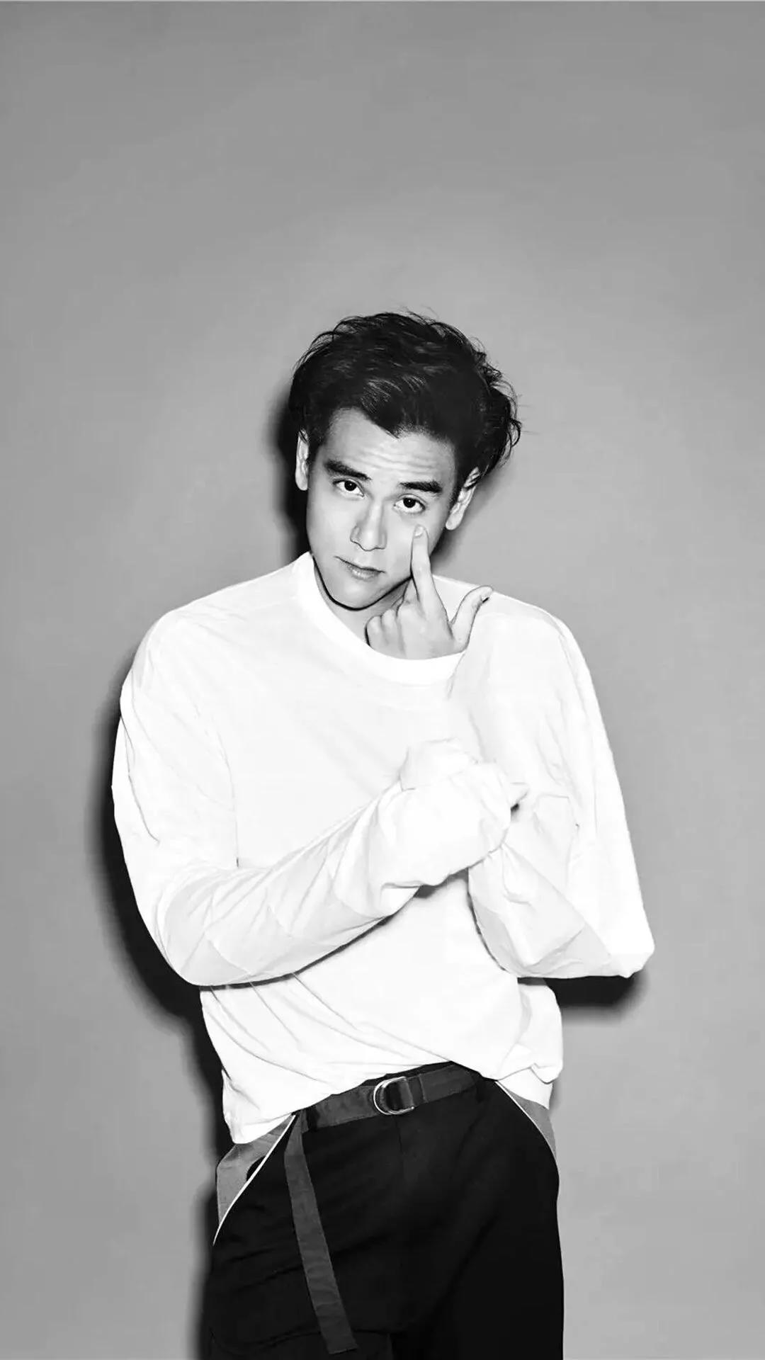 所有明星腹肌照合集,健美明星写真图片