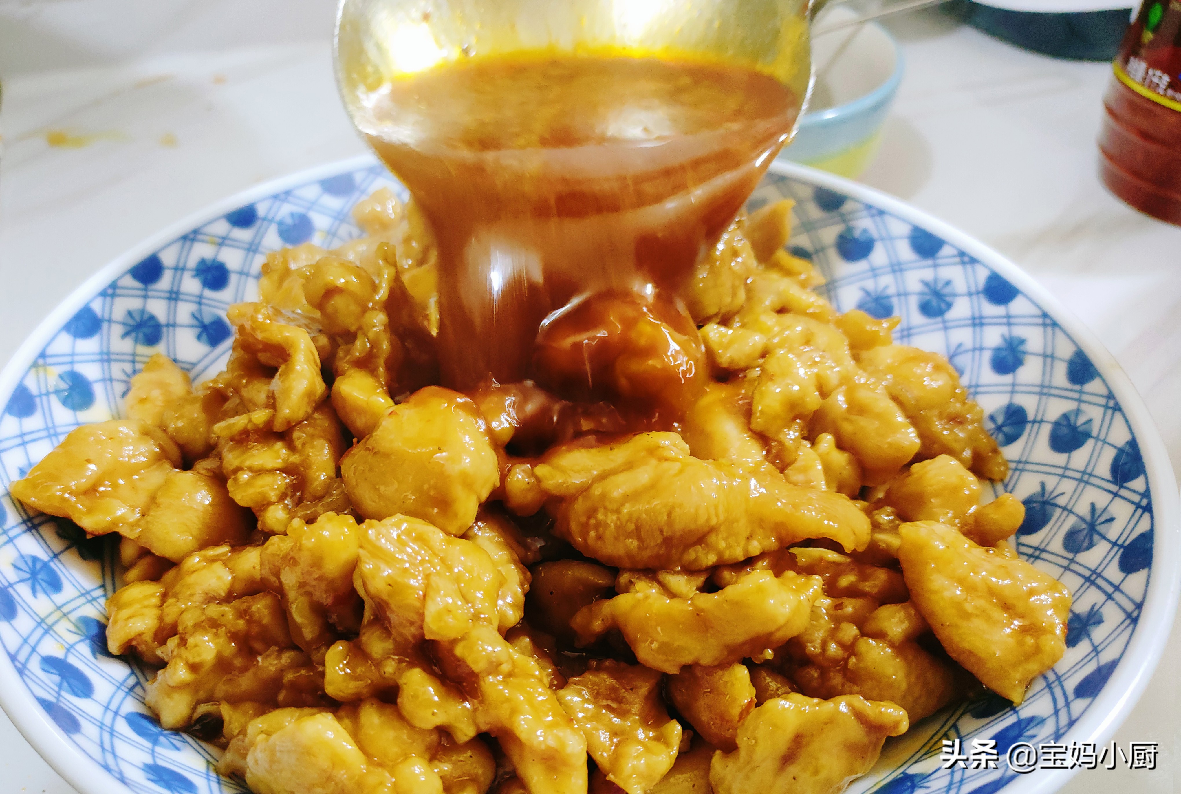 想吃水煮肉片在家自己做,喜欢吃水煮肉片自己在家做更健康