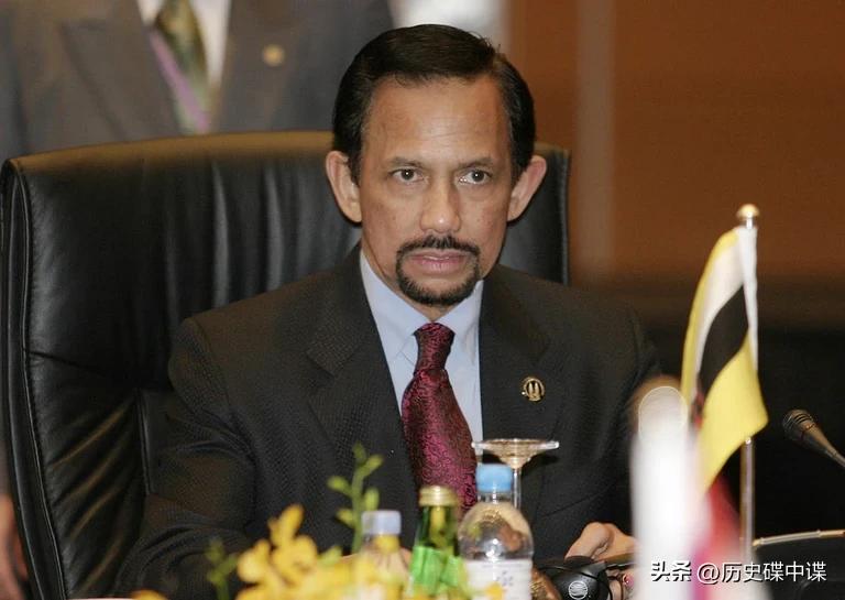 文莱国王为什么有那么多钱,文莱国王豪车2000亿元