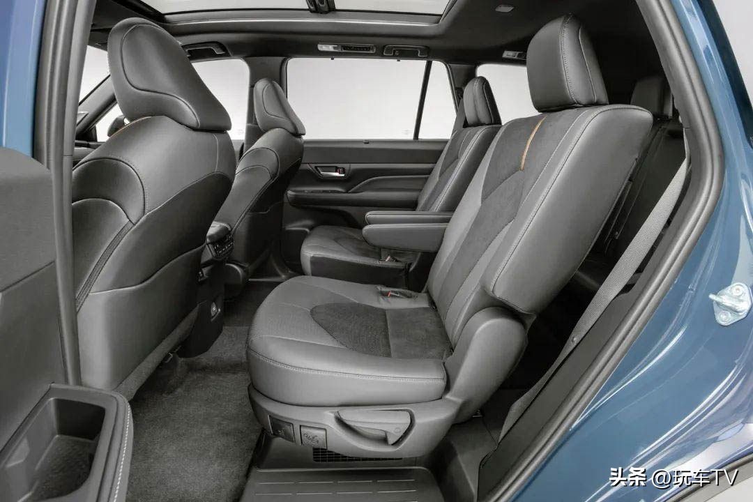 宝马x7和汉兰达三排哪个大,新款大汉兰达长宽高