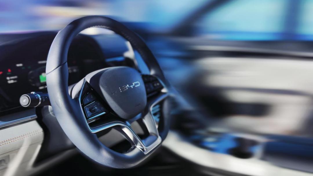 比亚迪宋plus冠军版2023新款配置,16.98万起比亚迪宋plus冠军版预售