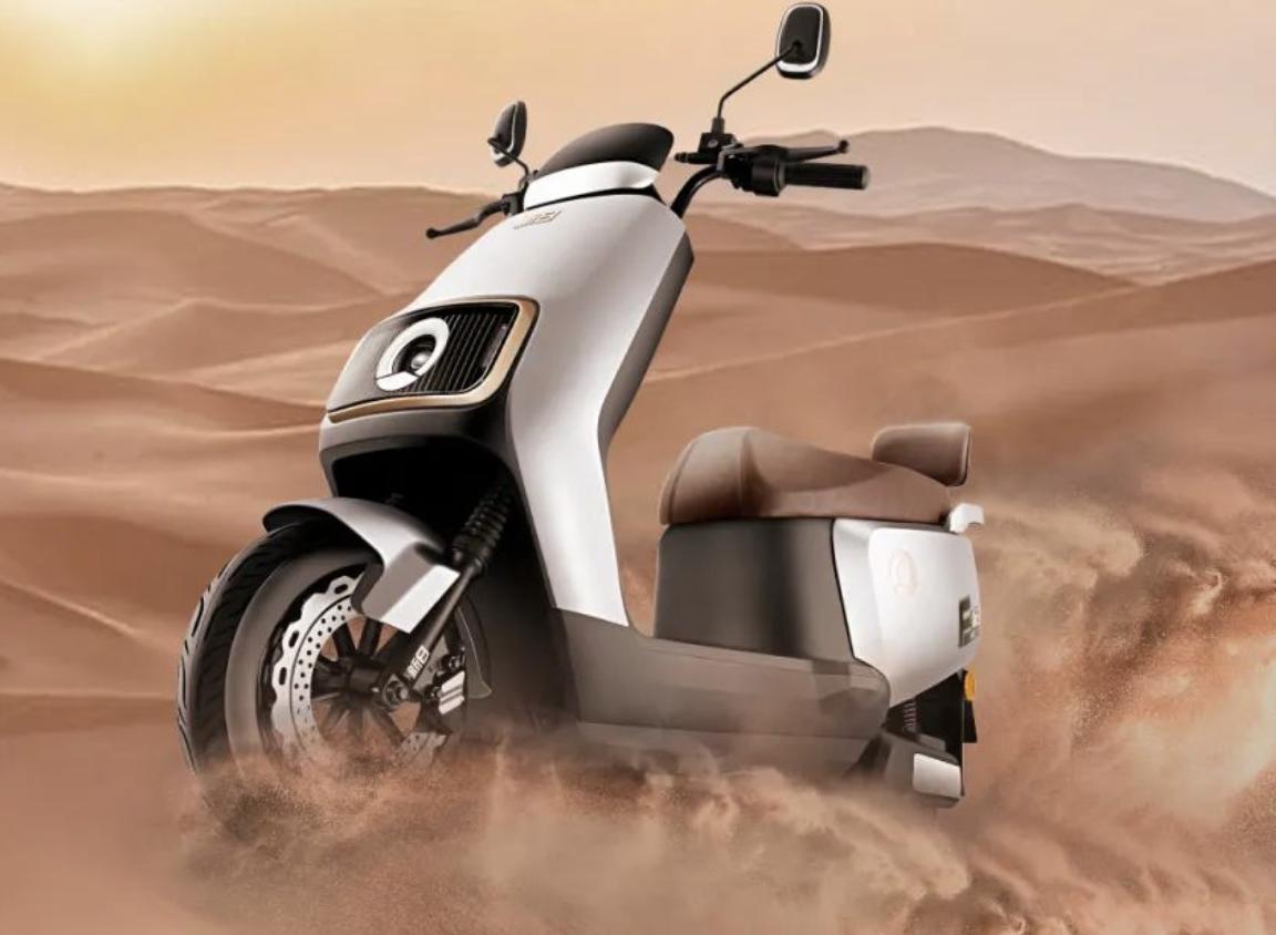 绿源电动车跟爱玛电动车对比,爱玛电动车与绿源价格对比