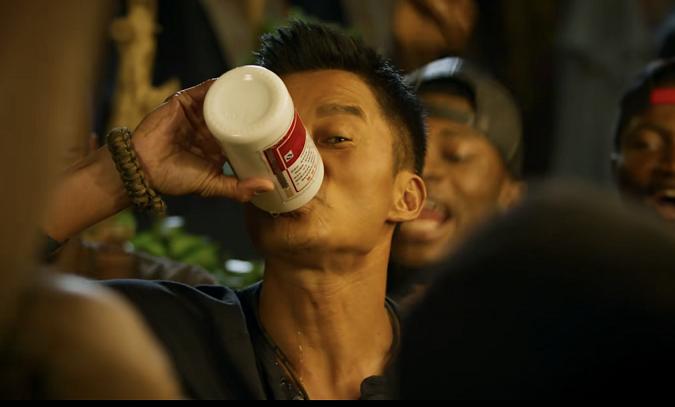 盘点明星喝20斤啤酒,扒一扒明星爱喝的酒