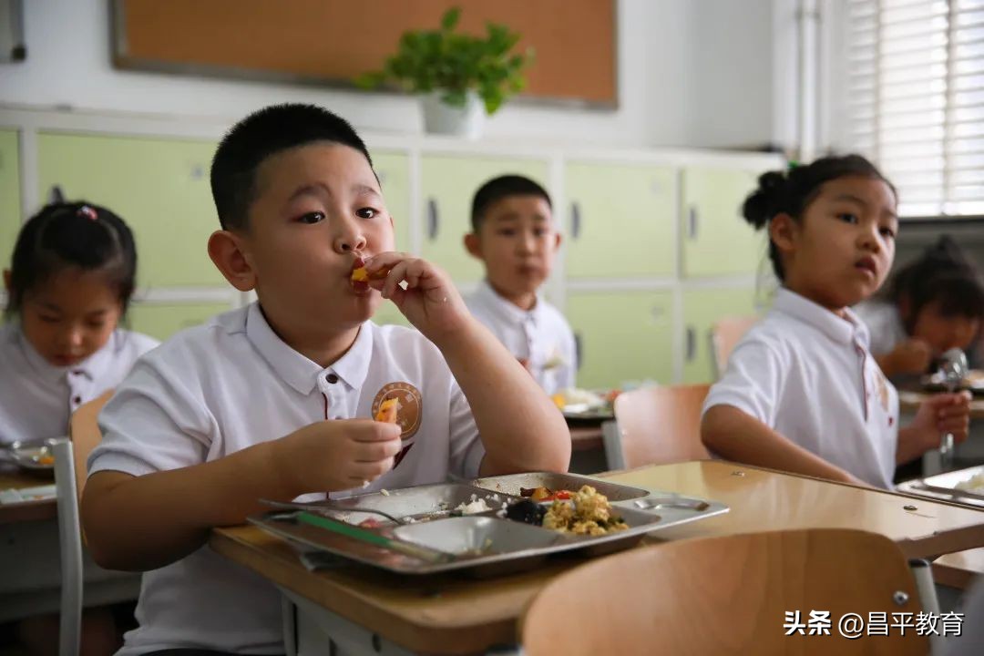 舌尖上的校园张家港,舌尖上的校园短片