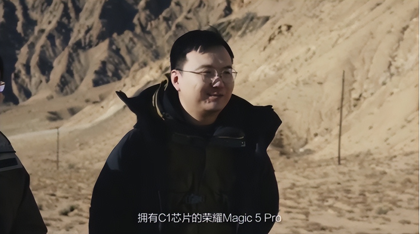 可可西里信号挑战，热门旗舰甘拜下风？旗舰手机信号不应裸奔！