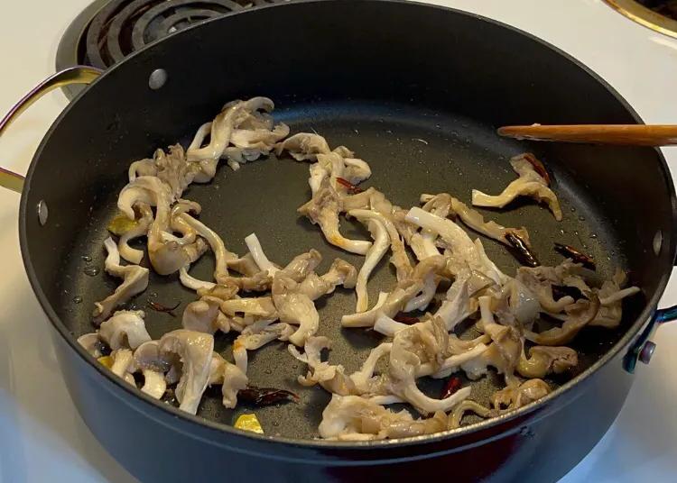 这5种绿叶菜，比牛奶含钙高，每天吃一把，全家老小钙都补足了