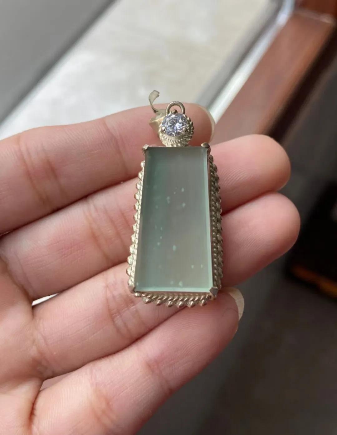 翡翠雪花棉无事牌视频,翡翠蓝水雪花棉无事牌价格