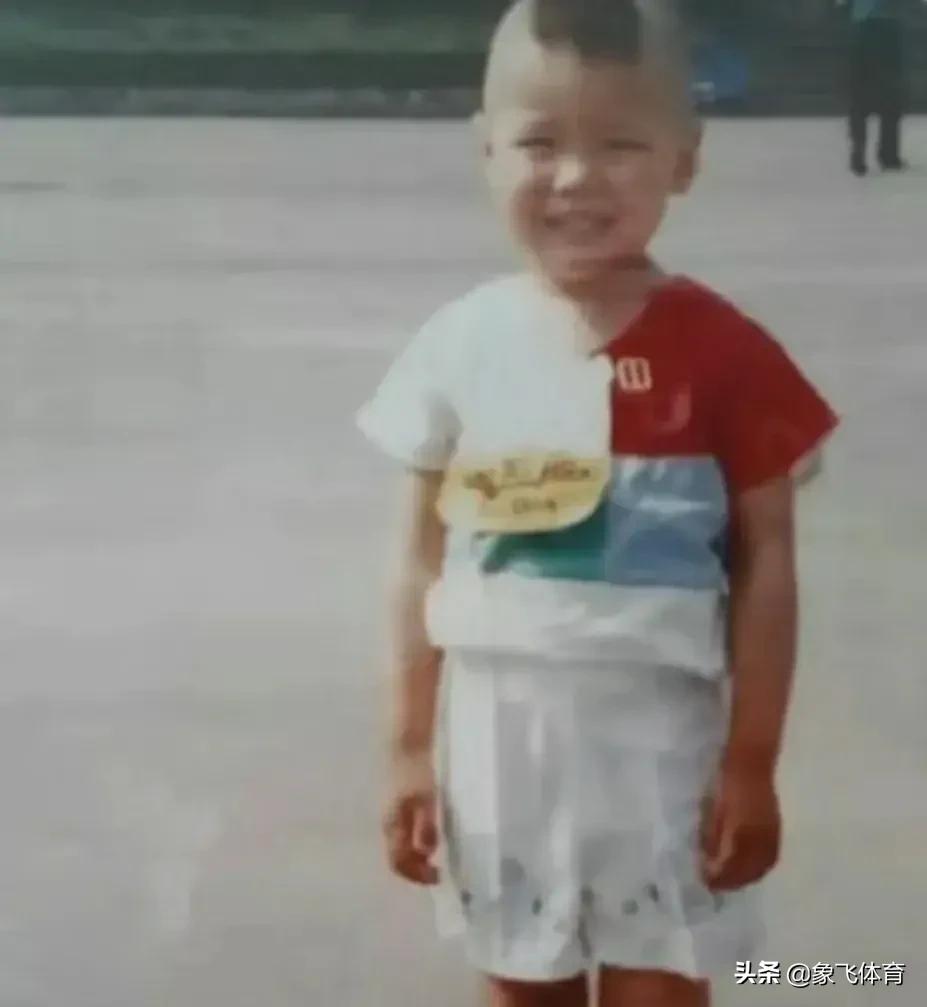 辽篮球员童年照,辽篮小伙子