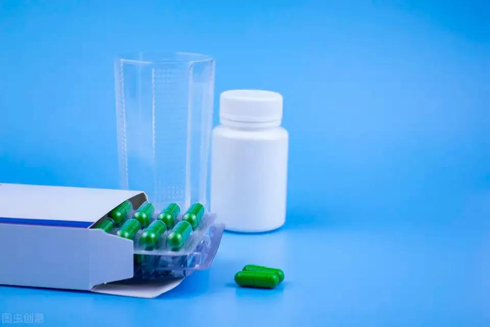 怎么服用维生素b12,怎样服用维生素d2软胶囊