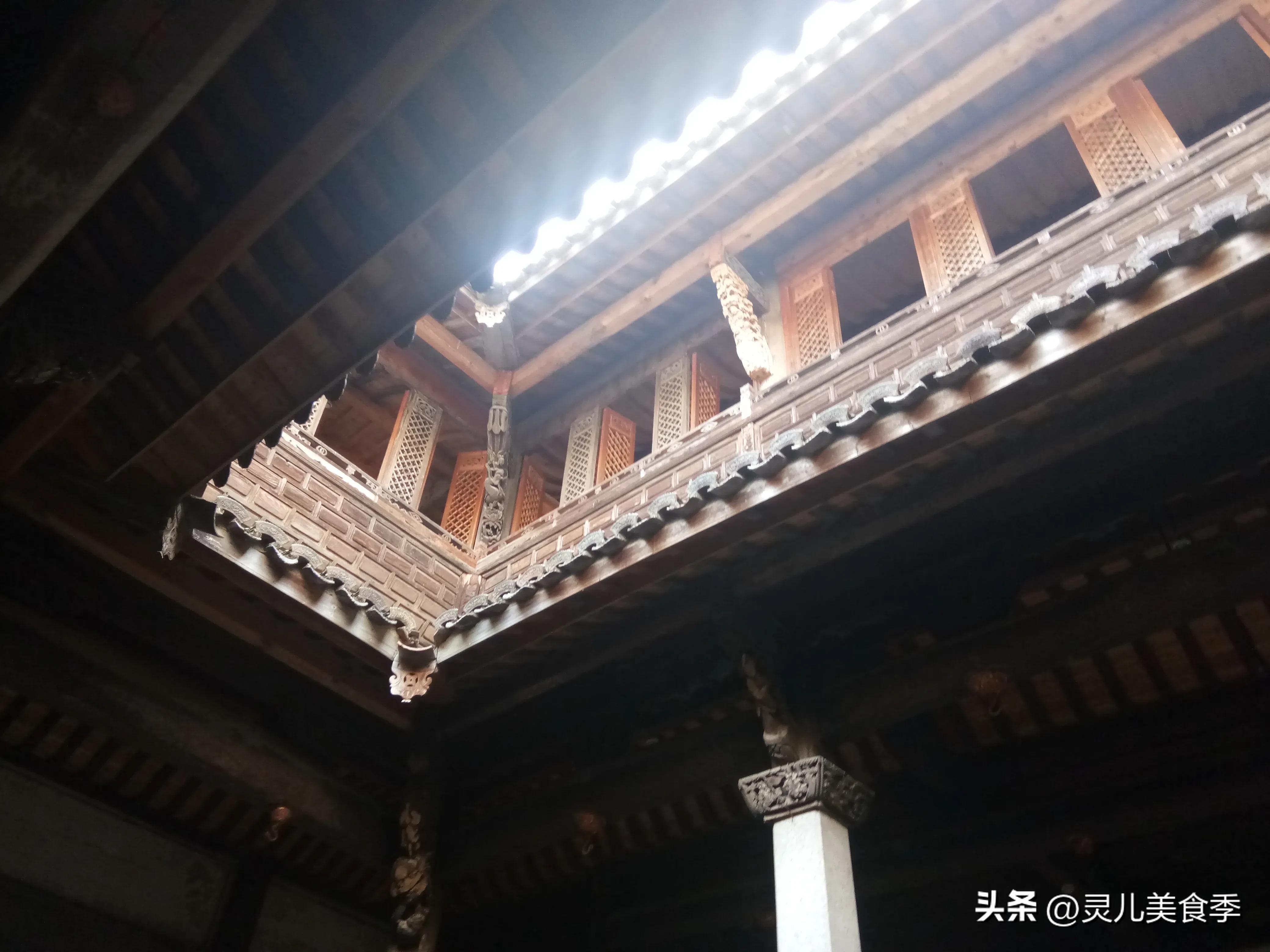 自驾皖南川藏线8天7晚，夫妻俩花费2千，美食美景苦乐尽收囊中