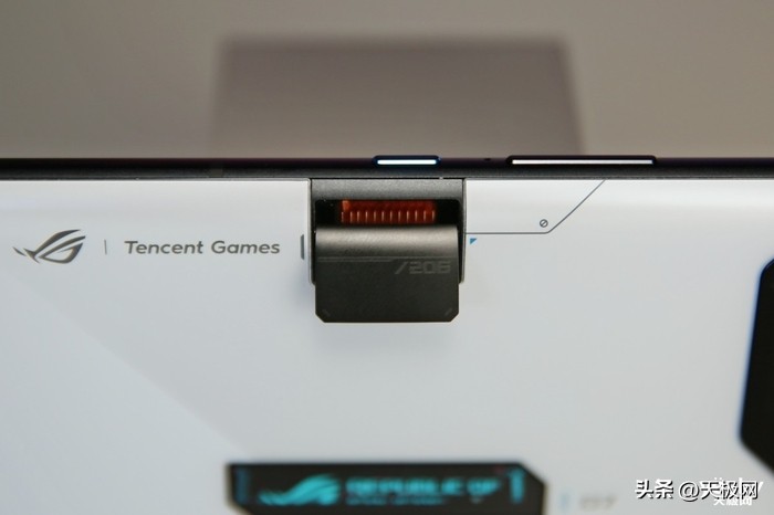 rog游戏手机7和7pro有什么区别,rog7pro游戏手机测评