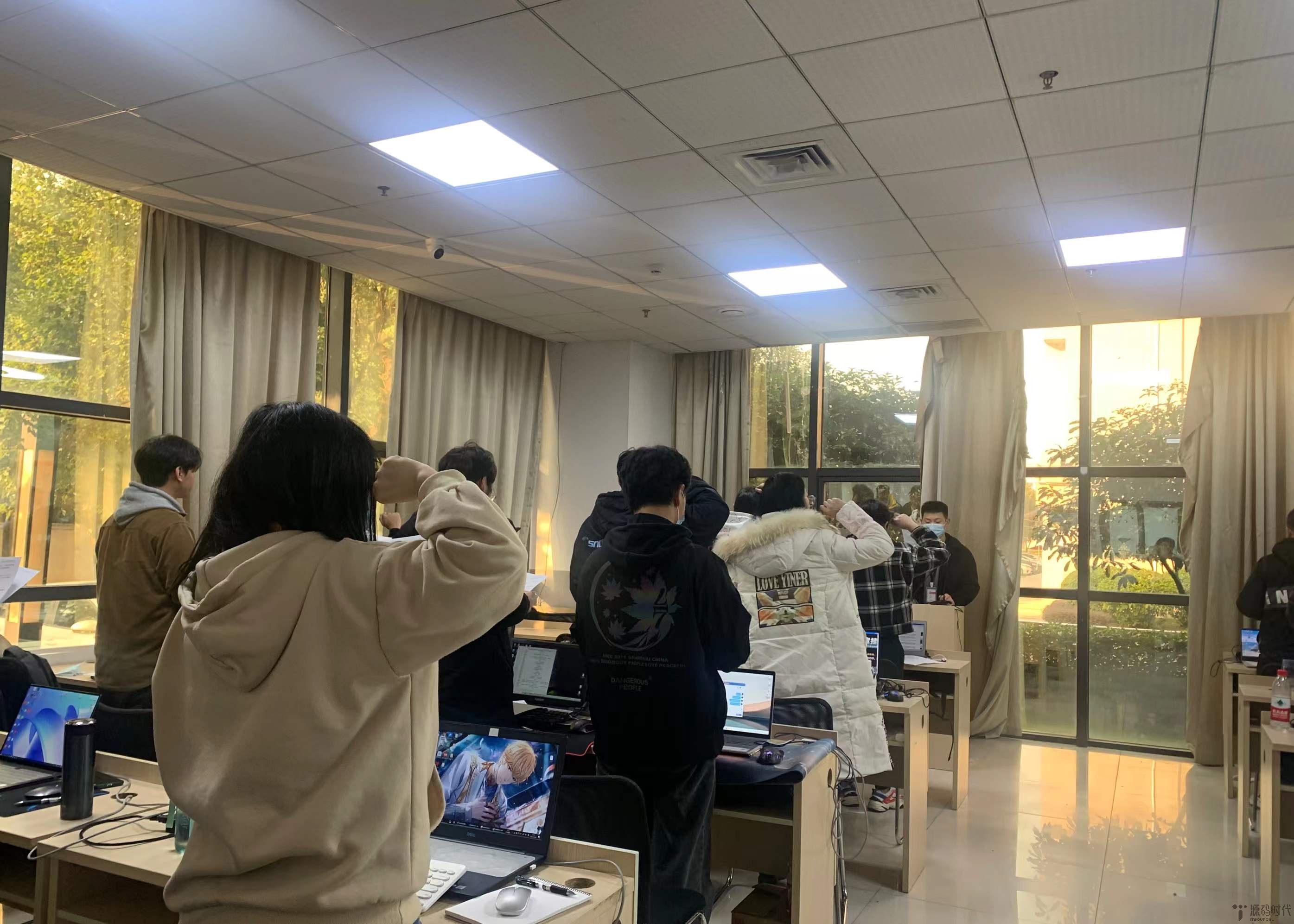 武汉源码时代培训学费,武汉源码时代it培训中心