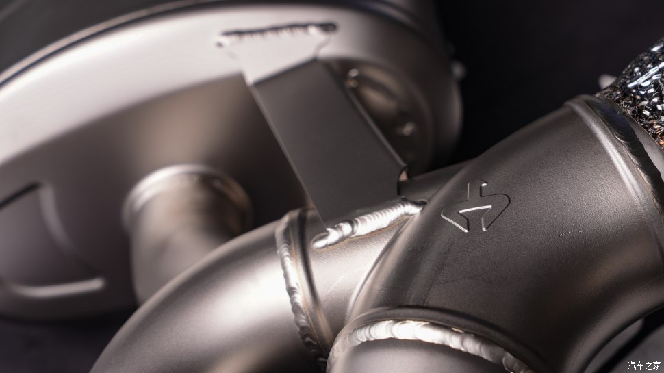 宝马x6m改迈莎锐同款排气,宝马e71x6m天蝎排气