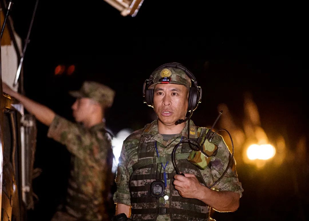 起床号,起床了努力活成更好的自己