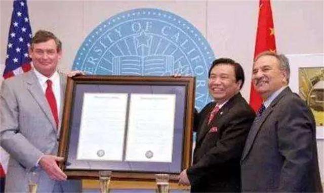 千亿富豪给美国捐400亿的是谁,中国富豪为美国捐款7000万