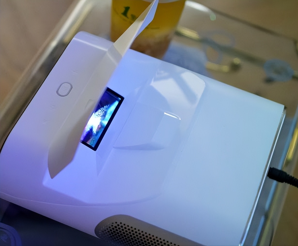 投影仪镜头内面的灰尘怎么清理,家庭小型投影仪进灰尘怎么清理