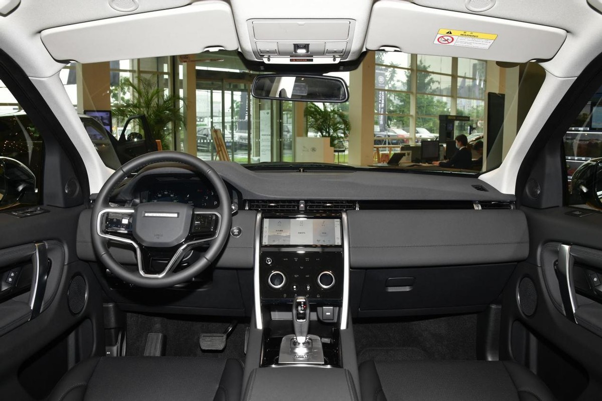 路虎发现运动版和奔驰glc260对比,路虎发现运动和奔驰glb对比图