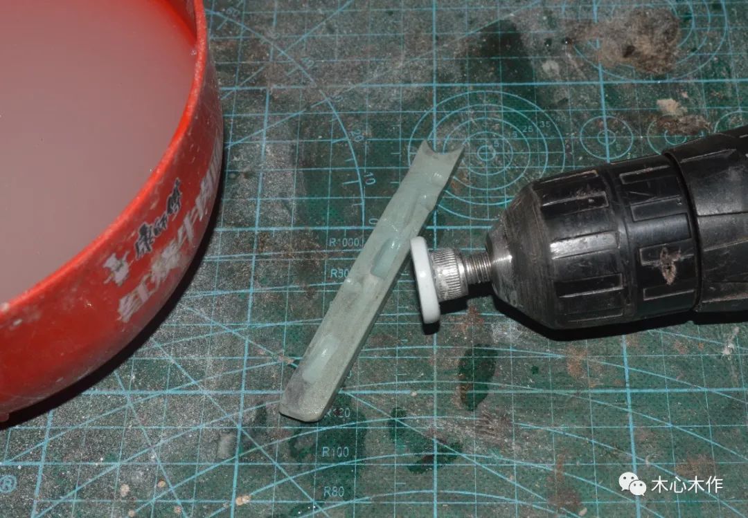 青花平安无事牌雕刻,青花瓷无事牌