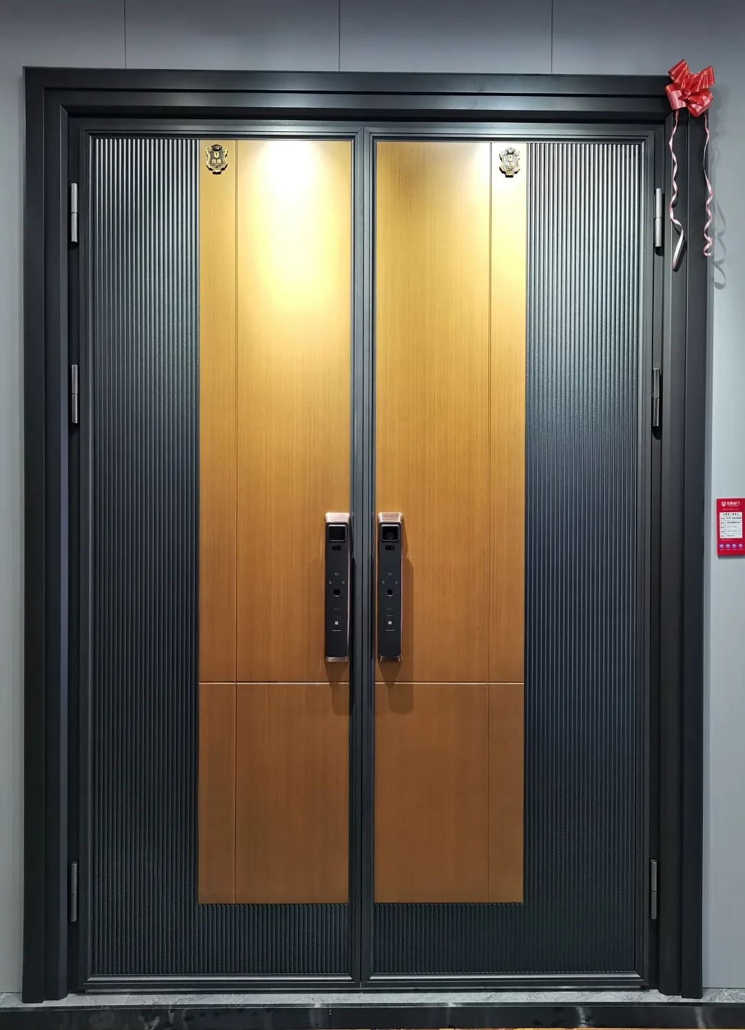 钰盾最佳形象门店——华艺专卖店,好的第一印象是成功销售的开始