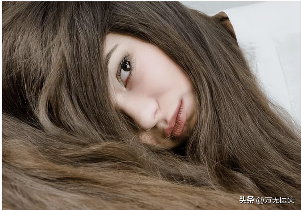 为什么有人“下面”没毛？女性*处私**毛发的秘密，别羞于了解