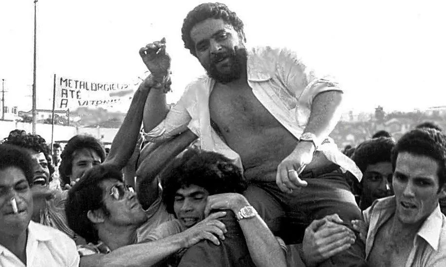 短短八年,巴西从金砖国家,变成土砖国家