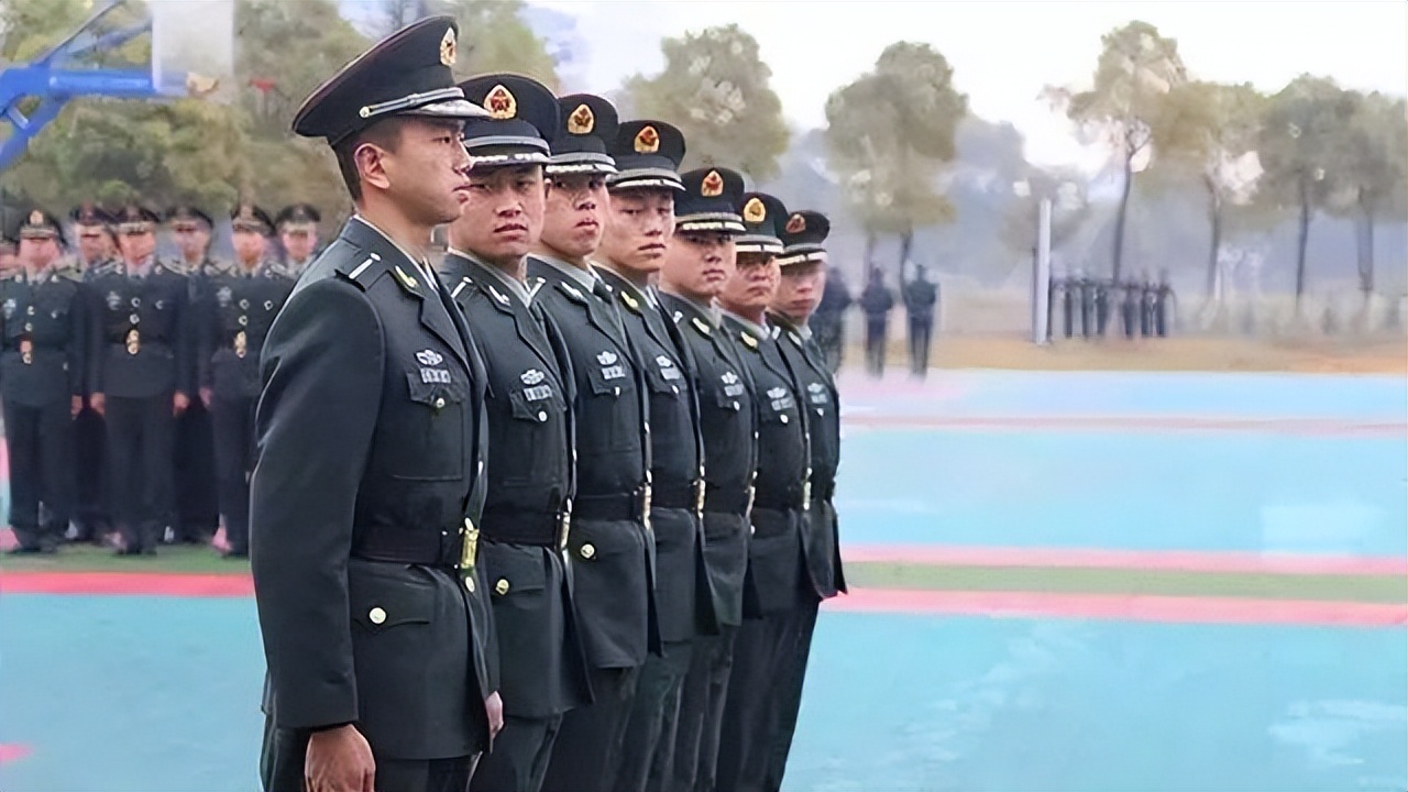 定向培养军士体检是和军校一起吗,定向培养军士考上军校应该读几年