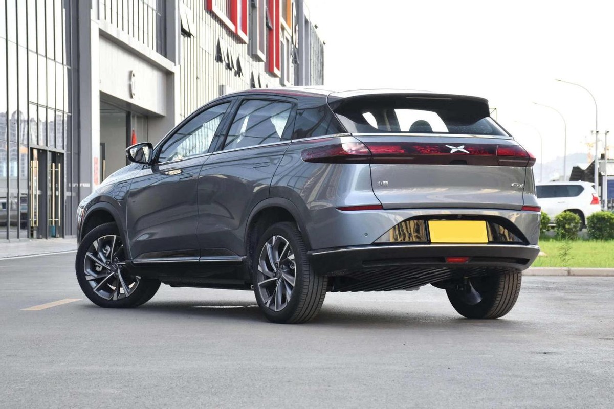 广汽合创z03潮享版续航510km,15万左右纯电混合的suv