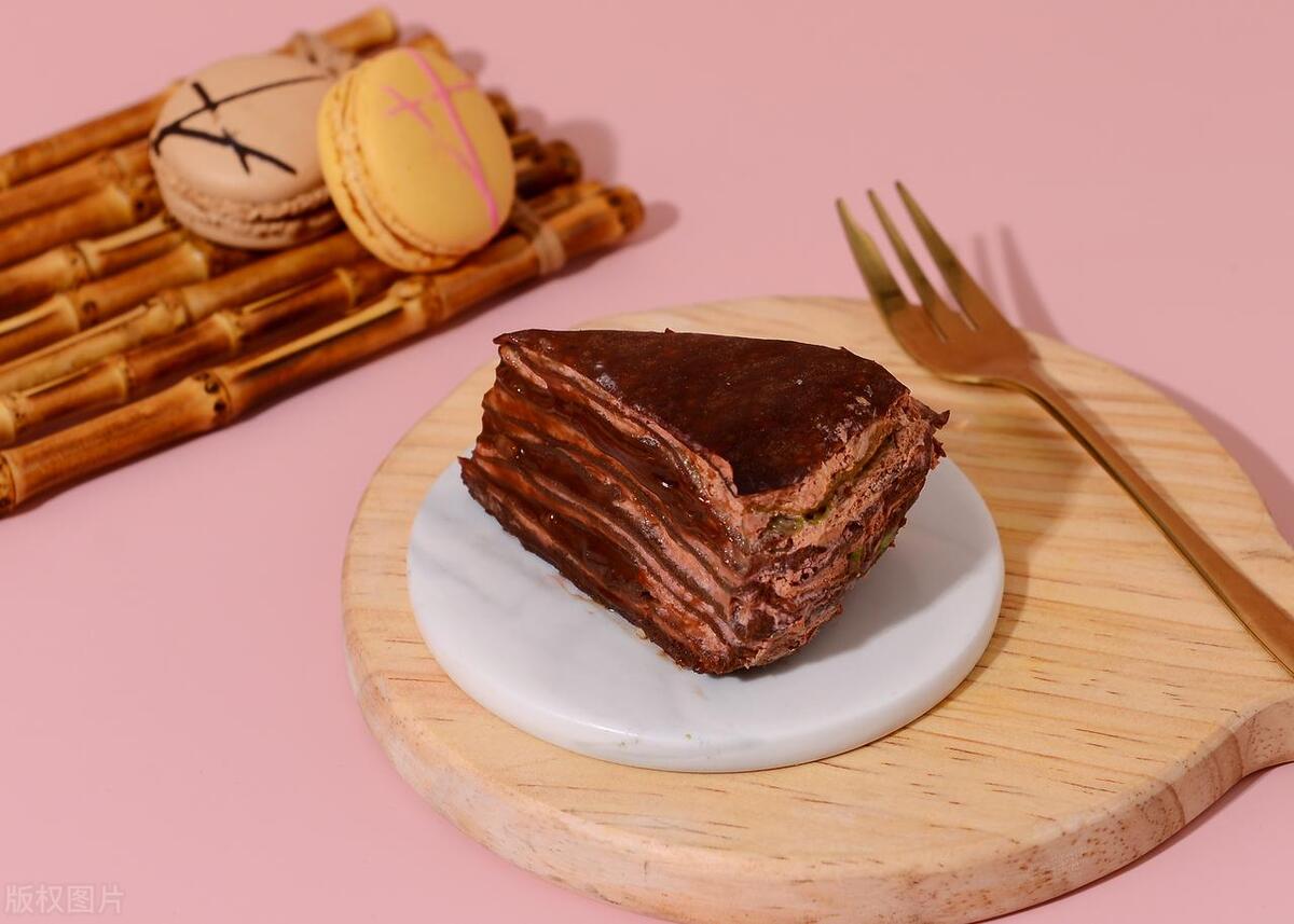 开个糕点店前期应该怎么准备,自己开个小的糕点店前景怎么样