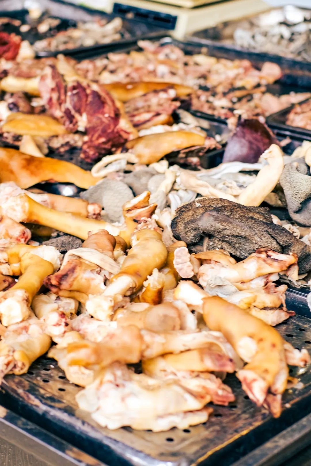 碳水*弹炸**配肉食，甘肃人的年味有多“攒劲”？