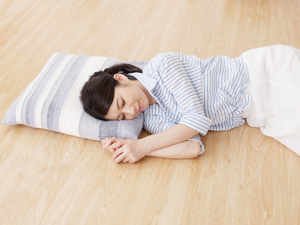 有什么方法可以克服开车犯困,开车爱犯困最有效的办法