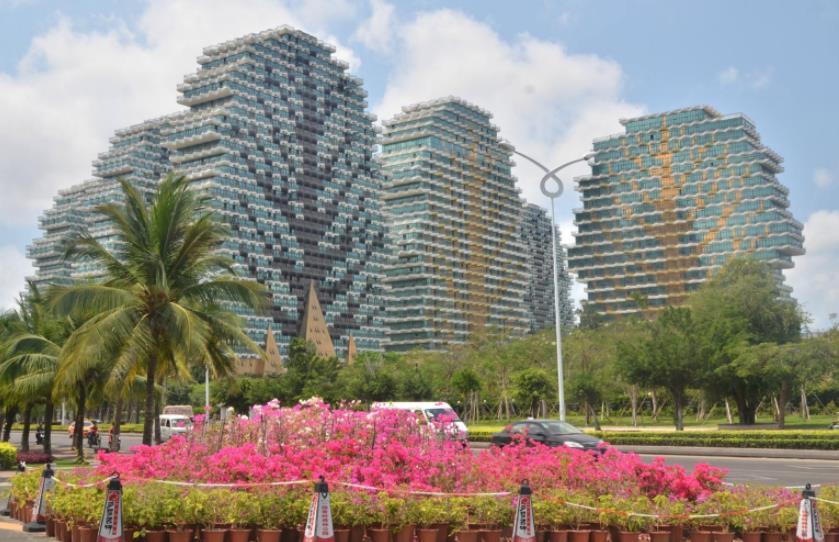 三亚地标建筑美丽之冠,三亚海边标志性建筑