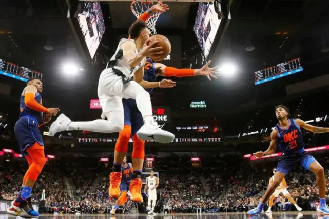 2020閫夌鏉滃厠涓攱,鏉滃厠澶у涓攱