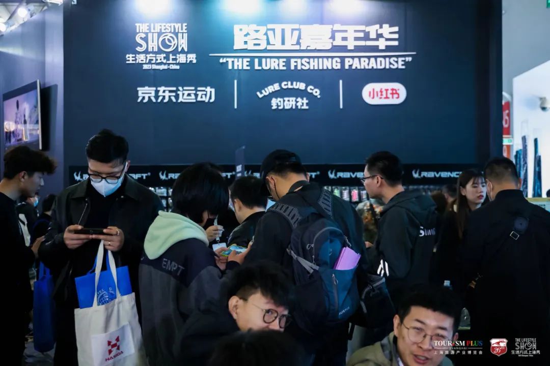 春暖三月踏青,春暖时节万物复苏