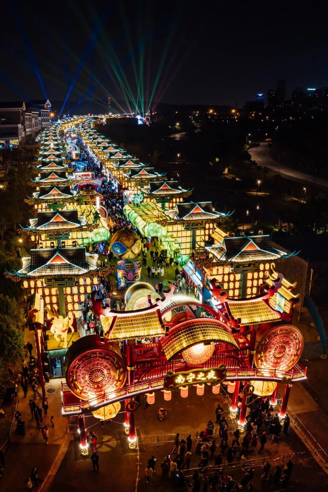 榴莲爱好者去果园,榴莲爱好者来打卡