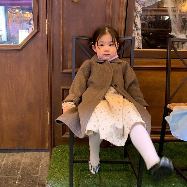 最近超火的可爱小女孩表情包,小女孩可爱萌表情包