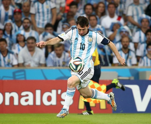 梅西在阿根廷世界杯夺冠过吗,梅西与c罗最后一场对决是真的吗