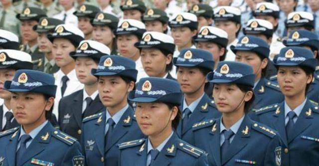 外国女生嫁到中国怀孕后的难题,各国女兵有孕怎么办