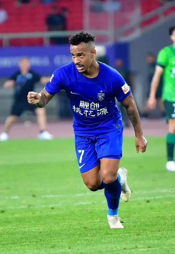 武汉三镇主场绝平国安,海陆空支援武汉神兵天降