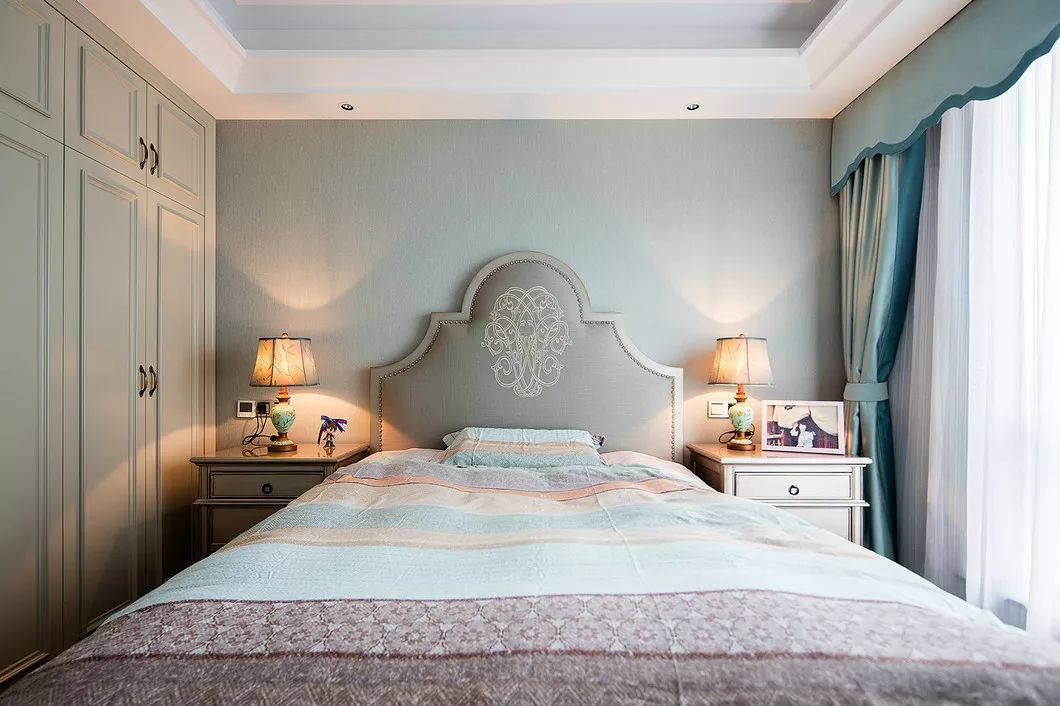 130平现代轻奢风迷人高雅范儿,127平现代美式风格