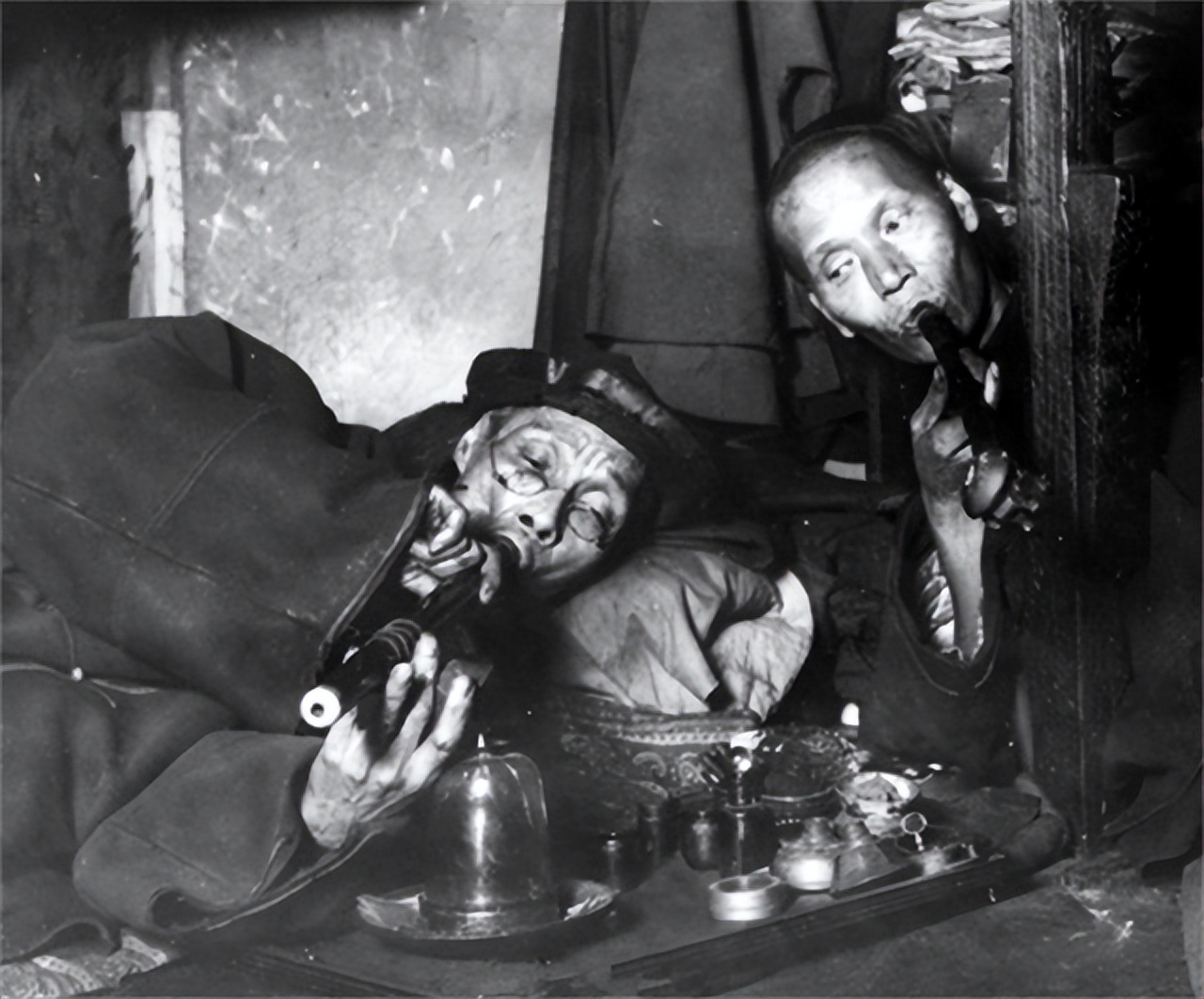 中国为何对*品毒**零容忍？数亿同胞的丧生，给了中华民族惨痛的教训