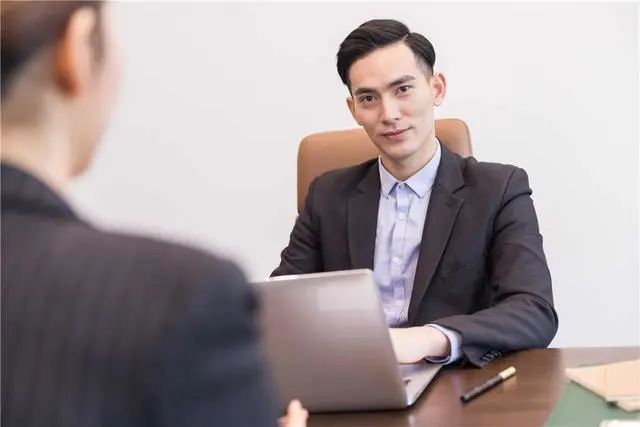 如何面试销售岗位人员,如何面试销售岗位自我介绍