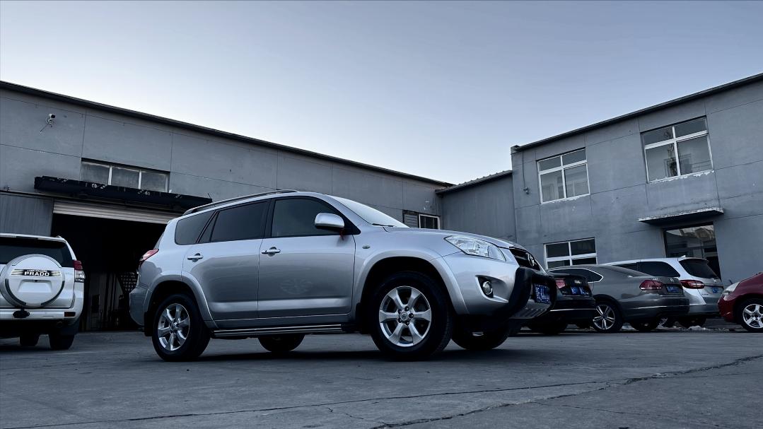 老rav4车翻新改造全过程,老款rav4比新款好太多