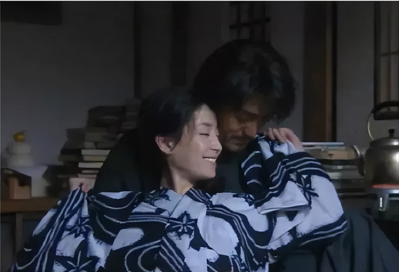 99岁日本尼姑，喝酒吃肉沉迷男色，国宝作家为什么称愧对中国人？