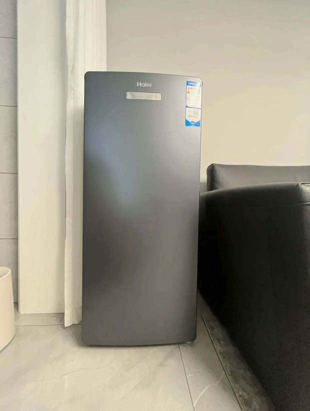 智能冰箱与普通冰箱的对比视频,冰箱全生态和普通冰箱有什么区别