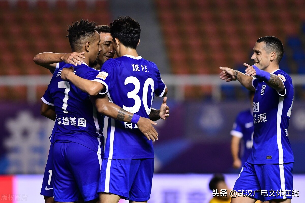 斯坦丘点球破门视频,斯坦丘直接任意球破门纪录